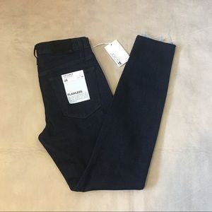 Joe's Jeans The Charlie High Rise Skinny
